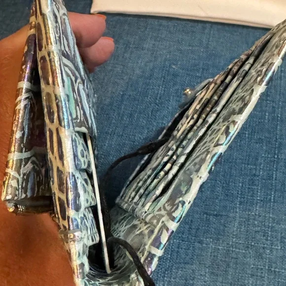 Brahmin Ady Wonderland wallet in Iridescent Croc-Embossed Wallet - Picture 6 of 7